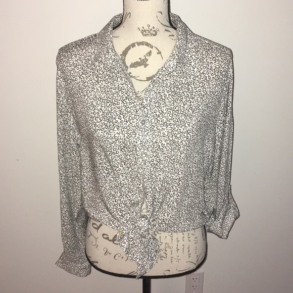 JANE and DELANCEY HEART PRINT RAYON BLOUSE - Picture 7 of 8